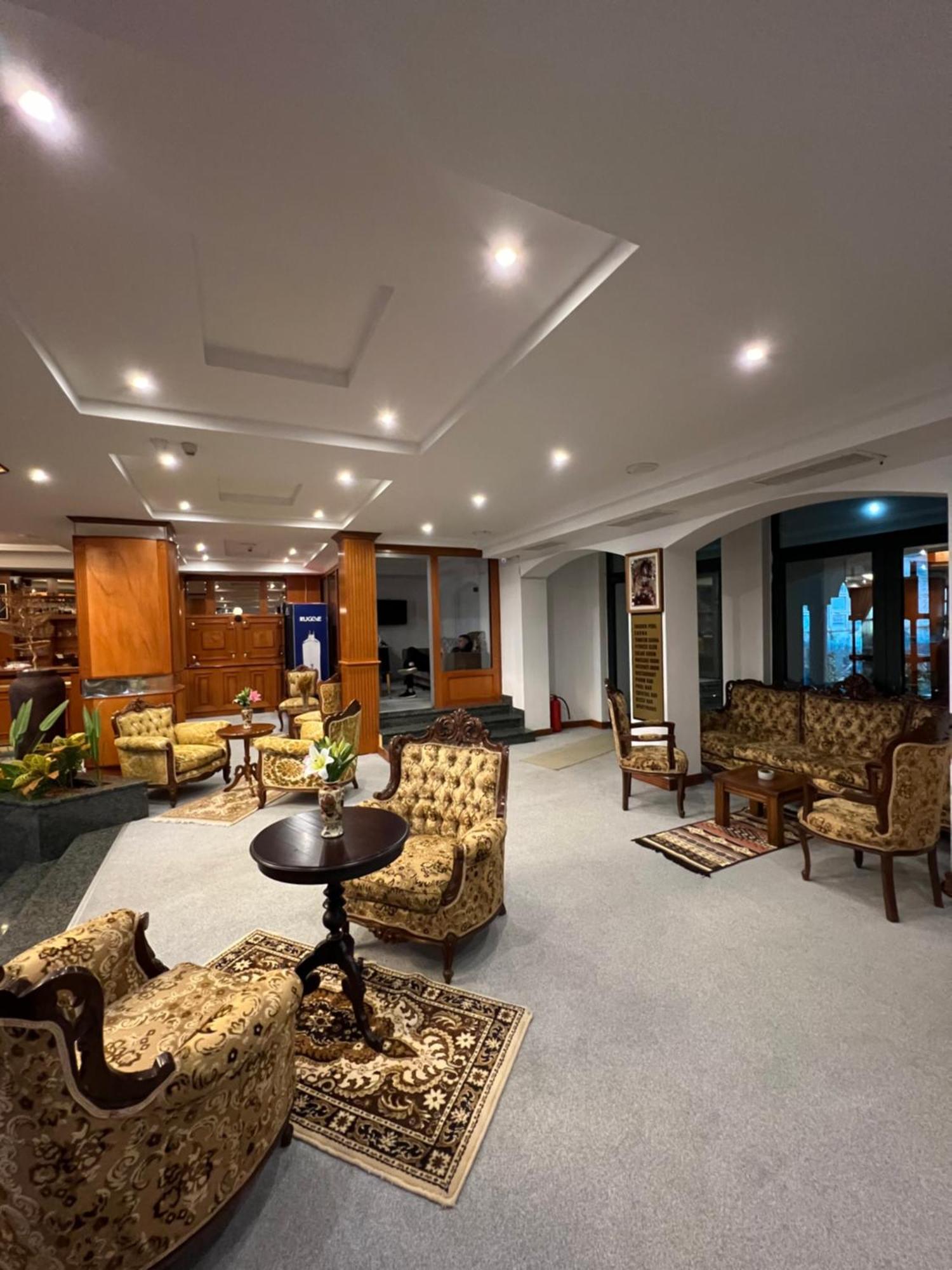 Hotel Princi I Arberit Prisztina Zewnętrze zdjęcie