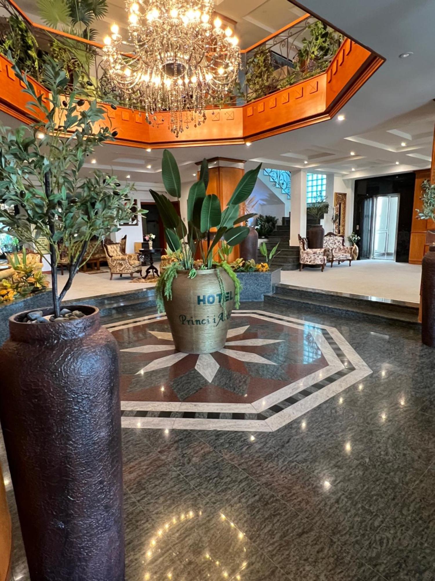 Hotel Princi I Arberit Prisztina Zewnętrze zdjęcie